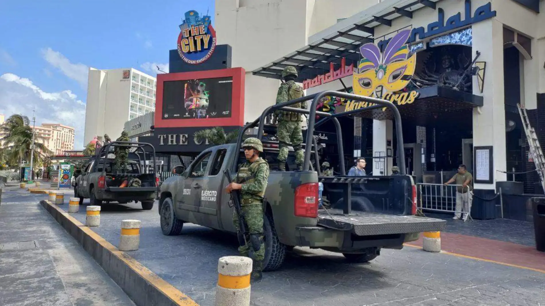 Cancún militariza la zona hotelera y las playas por violencia